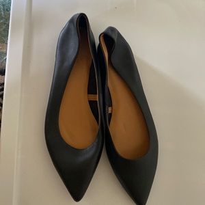 10.5 J Crew pointy flats